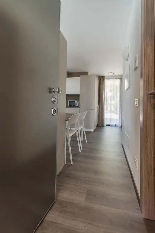 Residenza Decimina Apartment Varenna