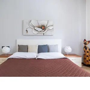 Enjoy Apartment